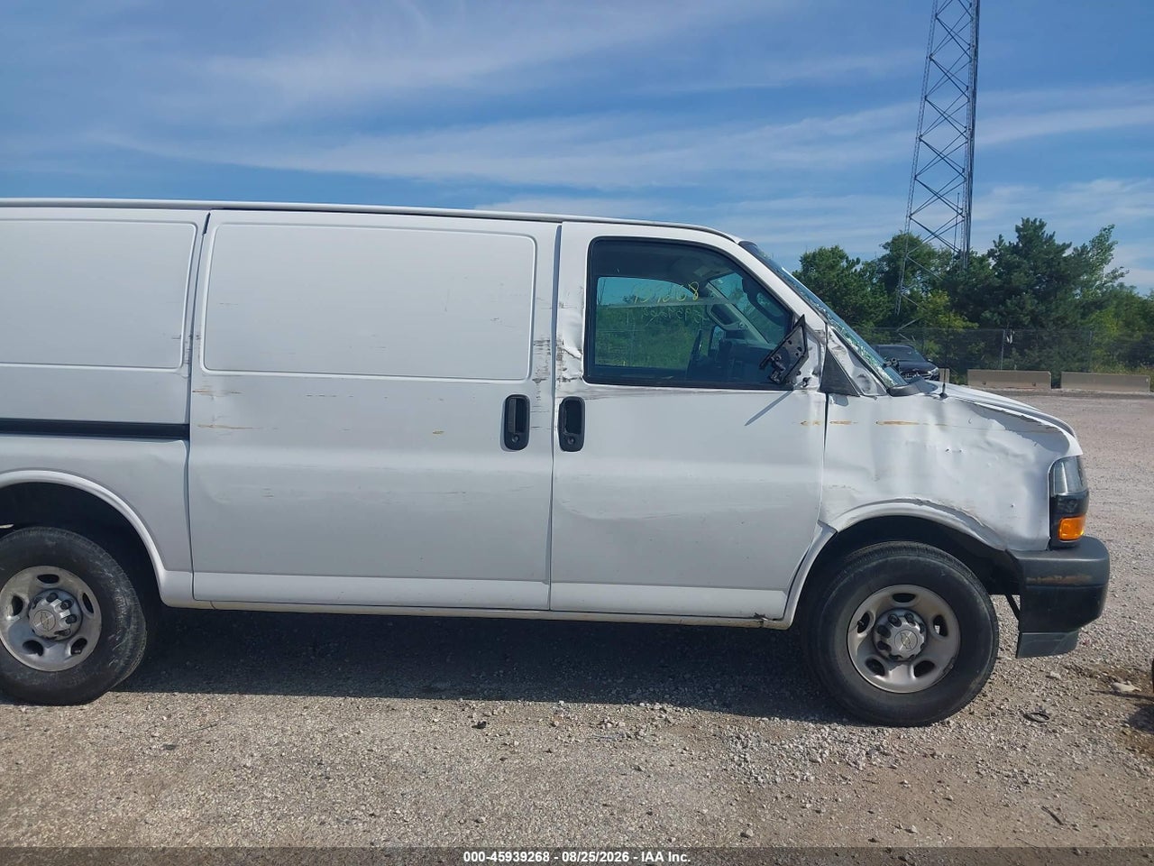2021 CHEVROLET EXPRESS CARGO RWD 2500 REGULAR WHEELBASE WT · 6/11