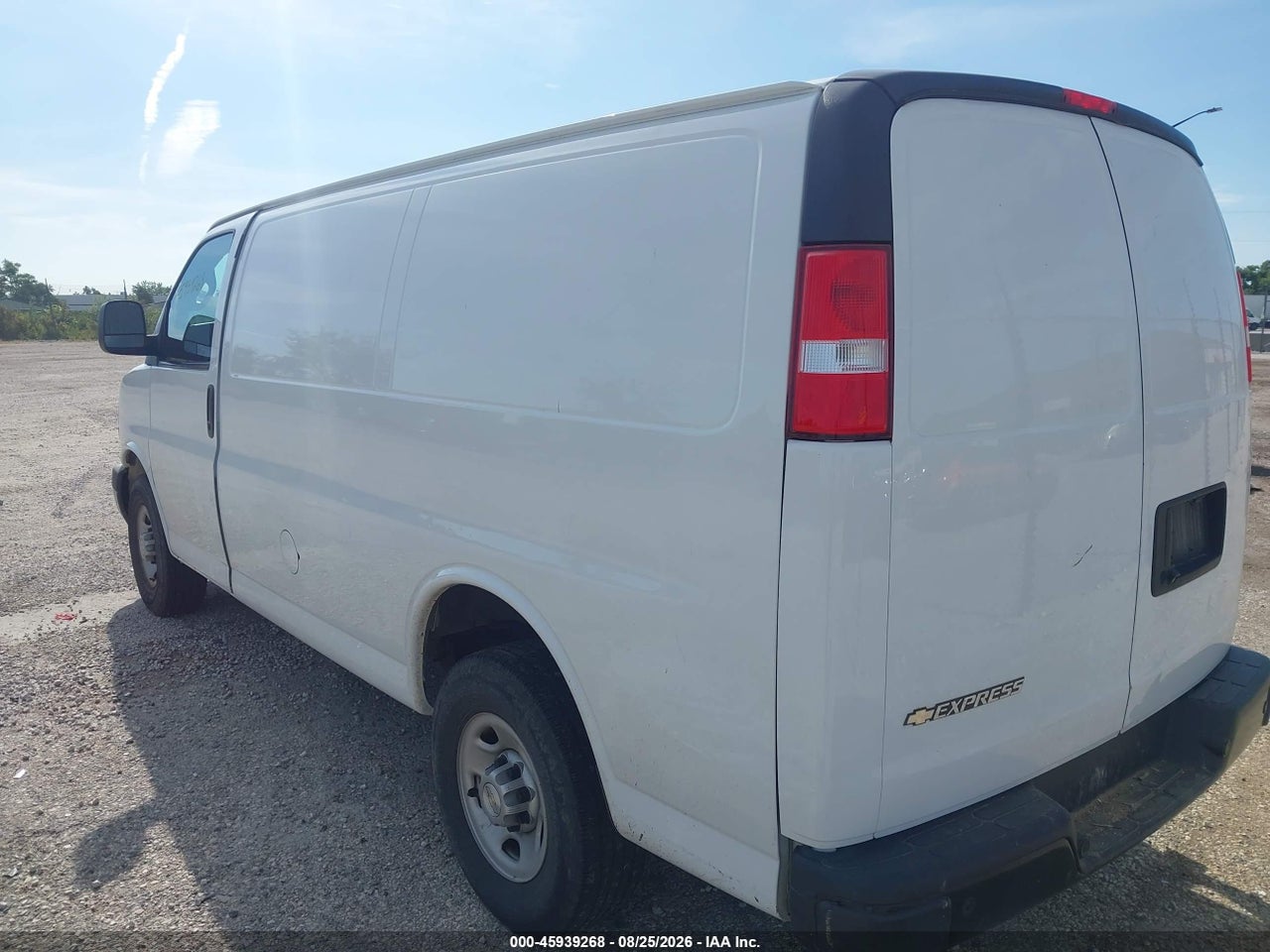 2021 CHEVROLET EXPRESS CARGO RWD 2500 REGULAR WHEELBASE WT · 3/11