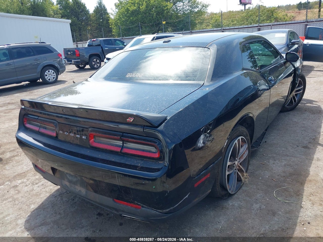 2019 DODGE CHALLENGER SXT AWD · 4/11