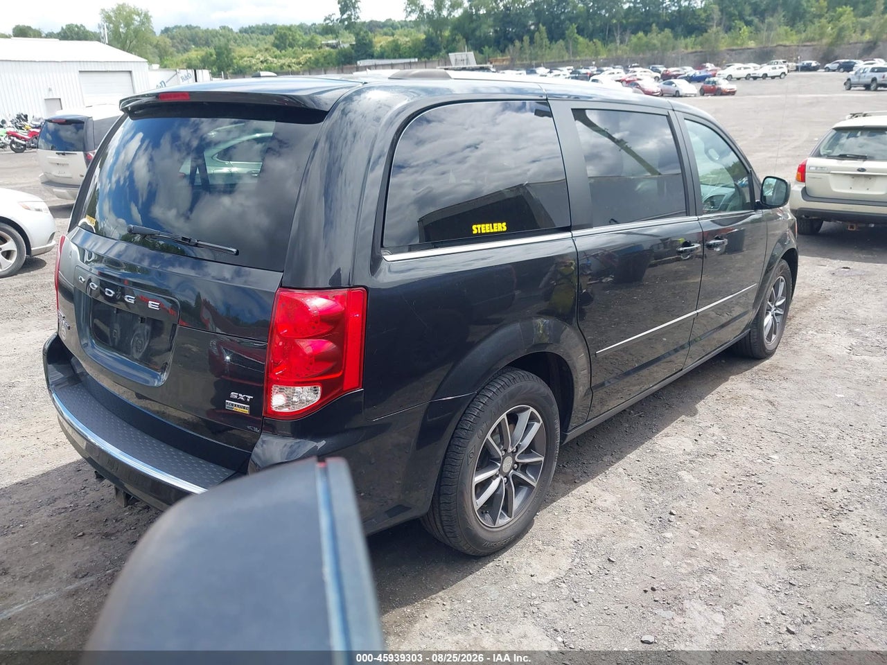 2017 DODGE GRAND CARAVAN SXT · 4/11