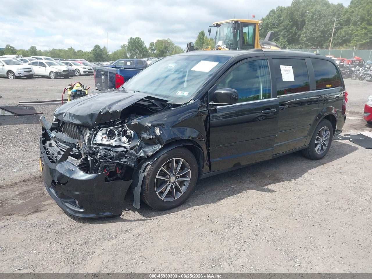 2017 DODGE GRAND CARAVAN SXT · 2/11