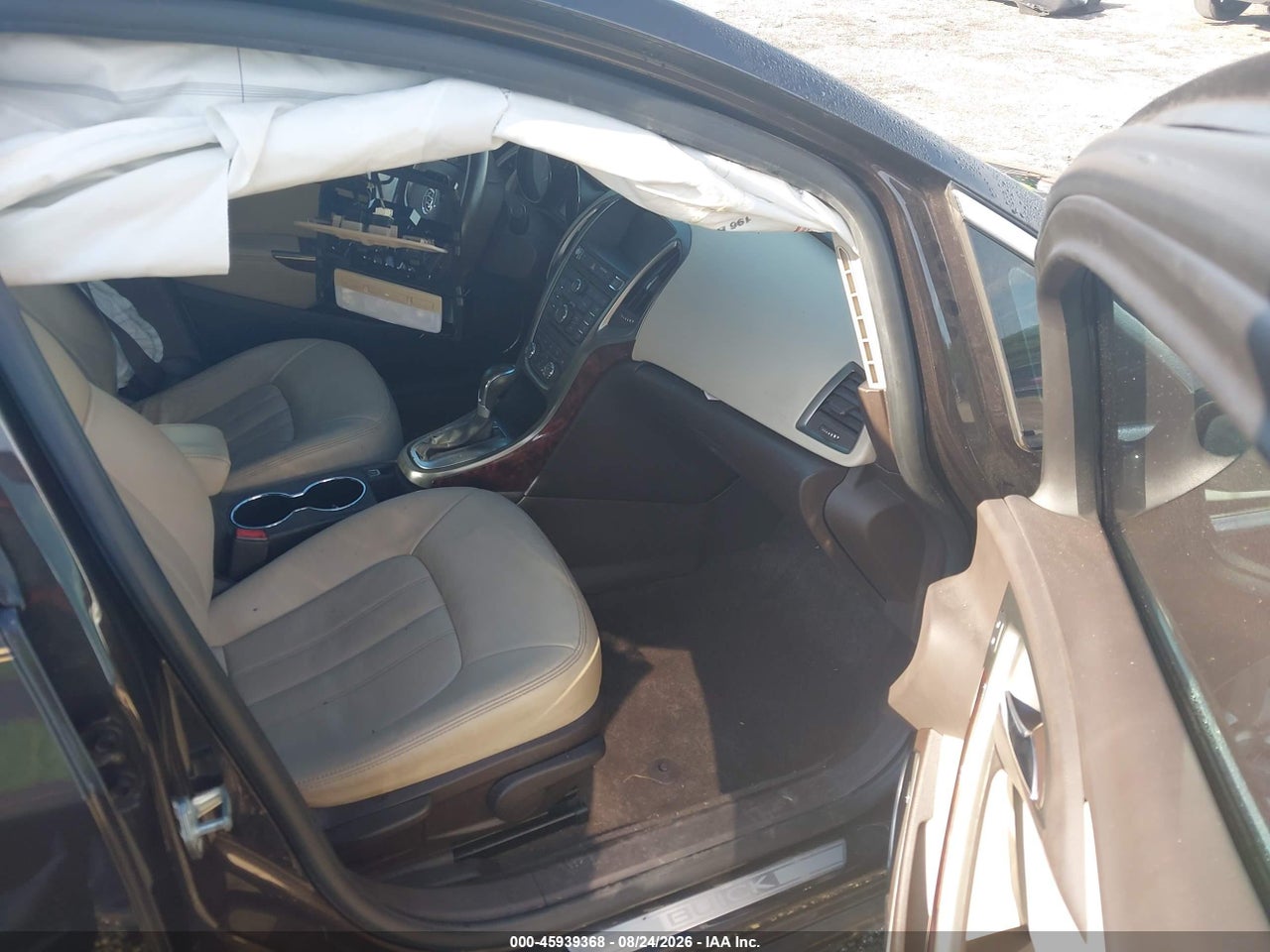 2012 BUICK VERANO LEATHER GROUP · 5/10