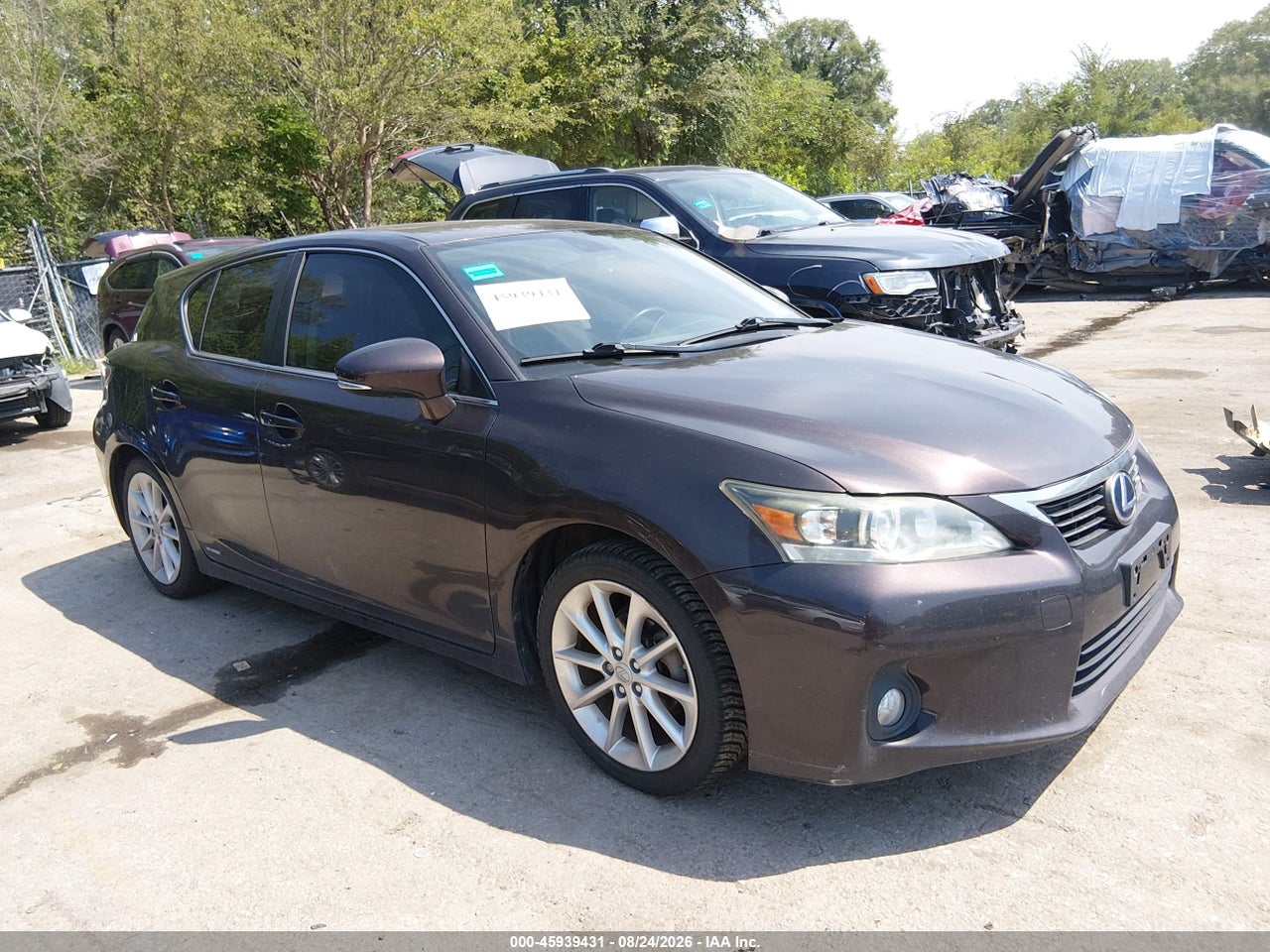 JTHKD5BH1B2****** · 2011 LEXUS CT 200H PREMIUM