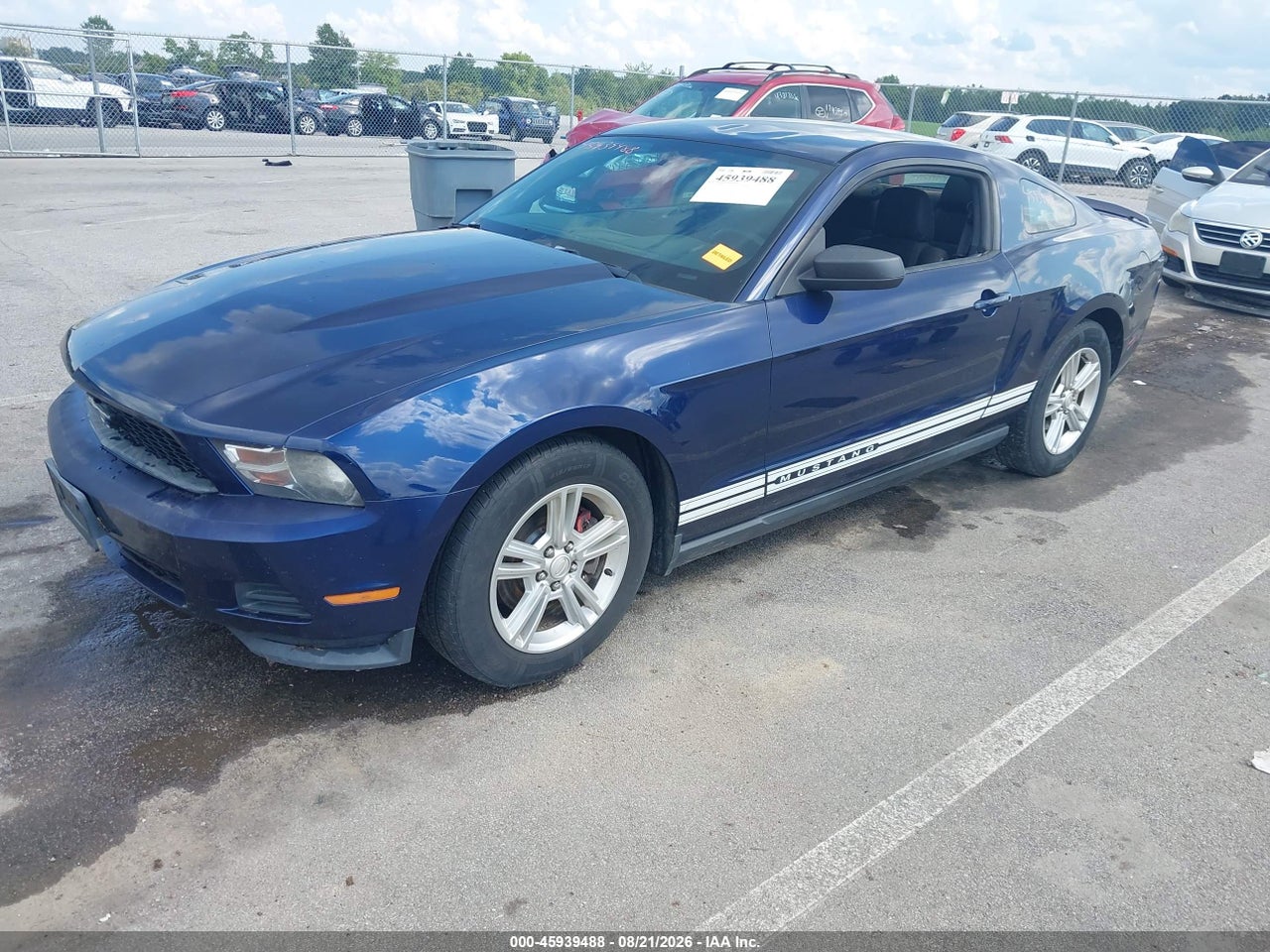 2011 FORD MUSTANG V6 · 2/11