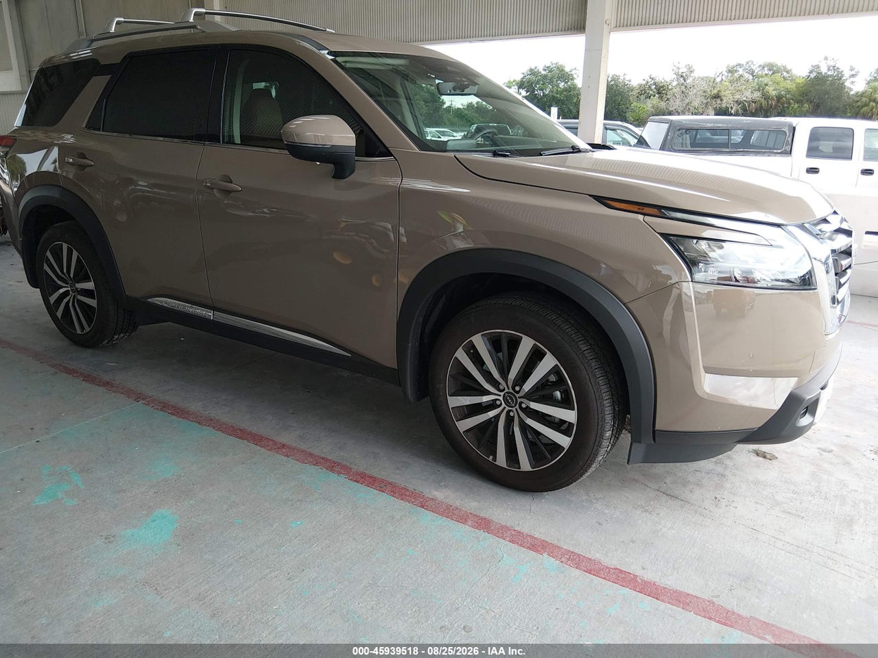 5N1DR3DJ9SC****** · 2025 NISSAN PATHFINDER PLATINUM 4WD