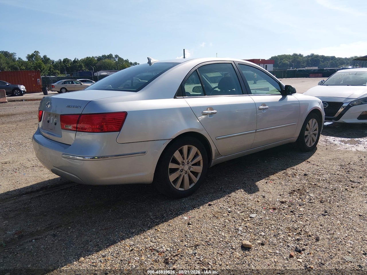 2009 HYUNDAI SONATA LIMITED · 4/11