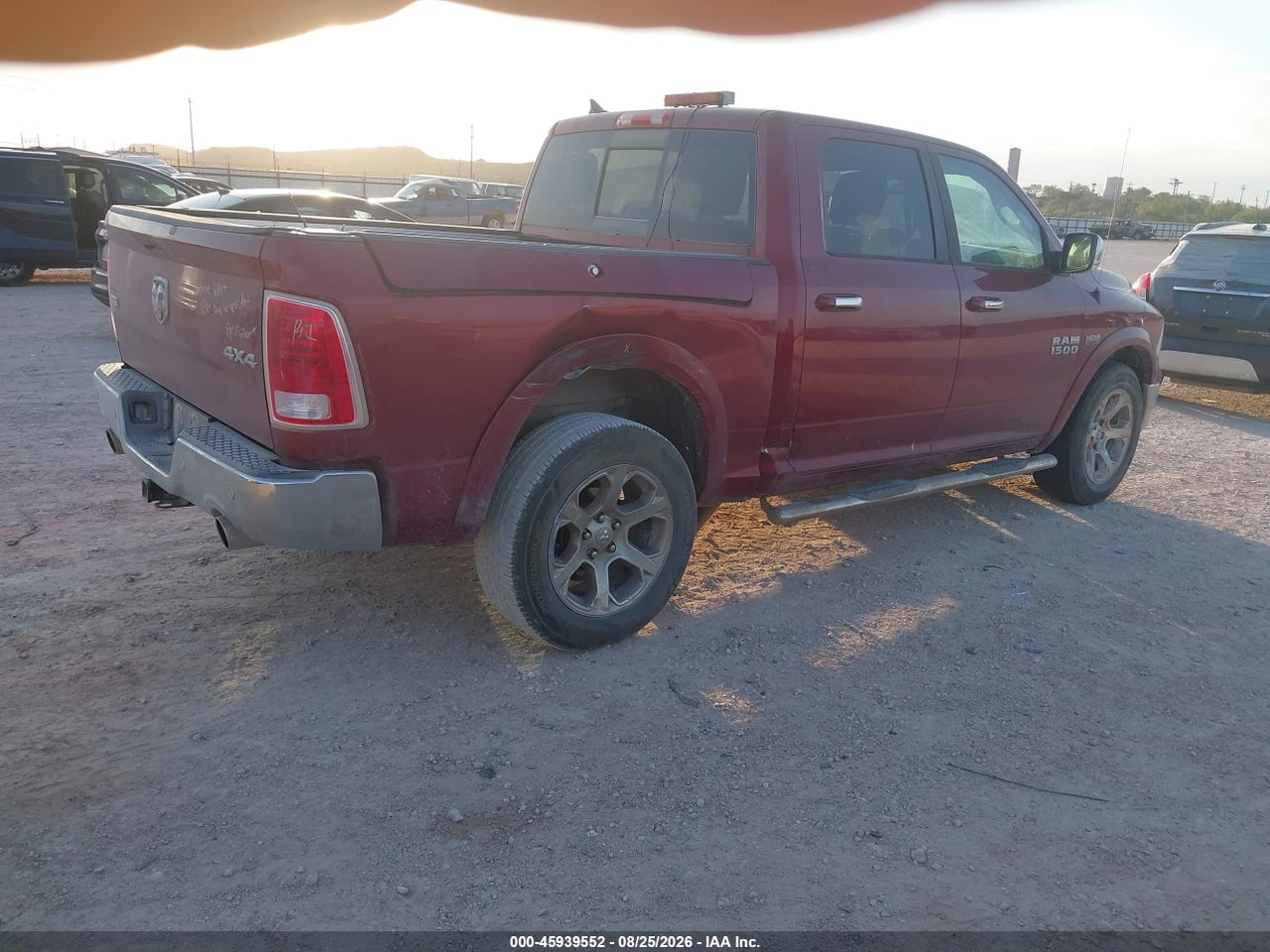 2015 RAM 1500 LARAMIE · 4/11