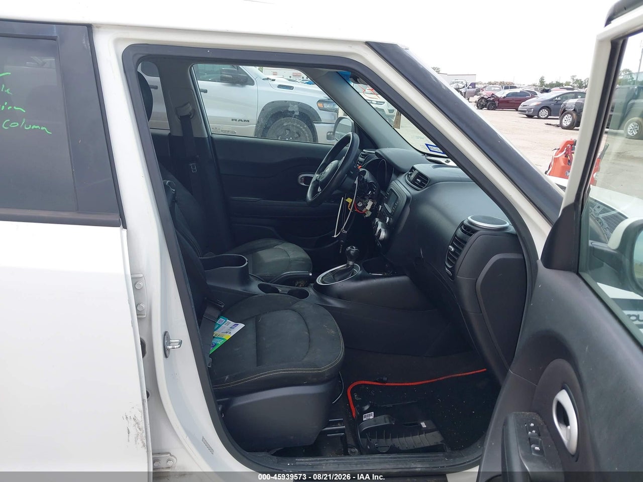 2016 KIA SOUL + · 5/11