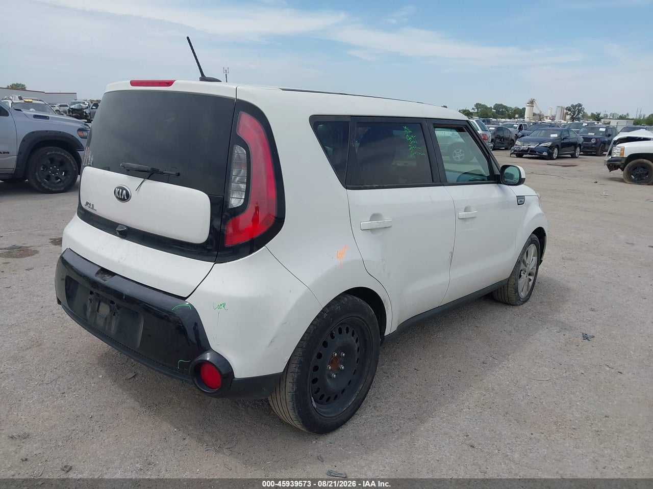 2016 KIA SOUL + · 4/11