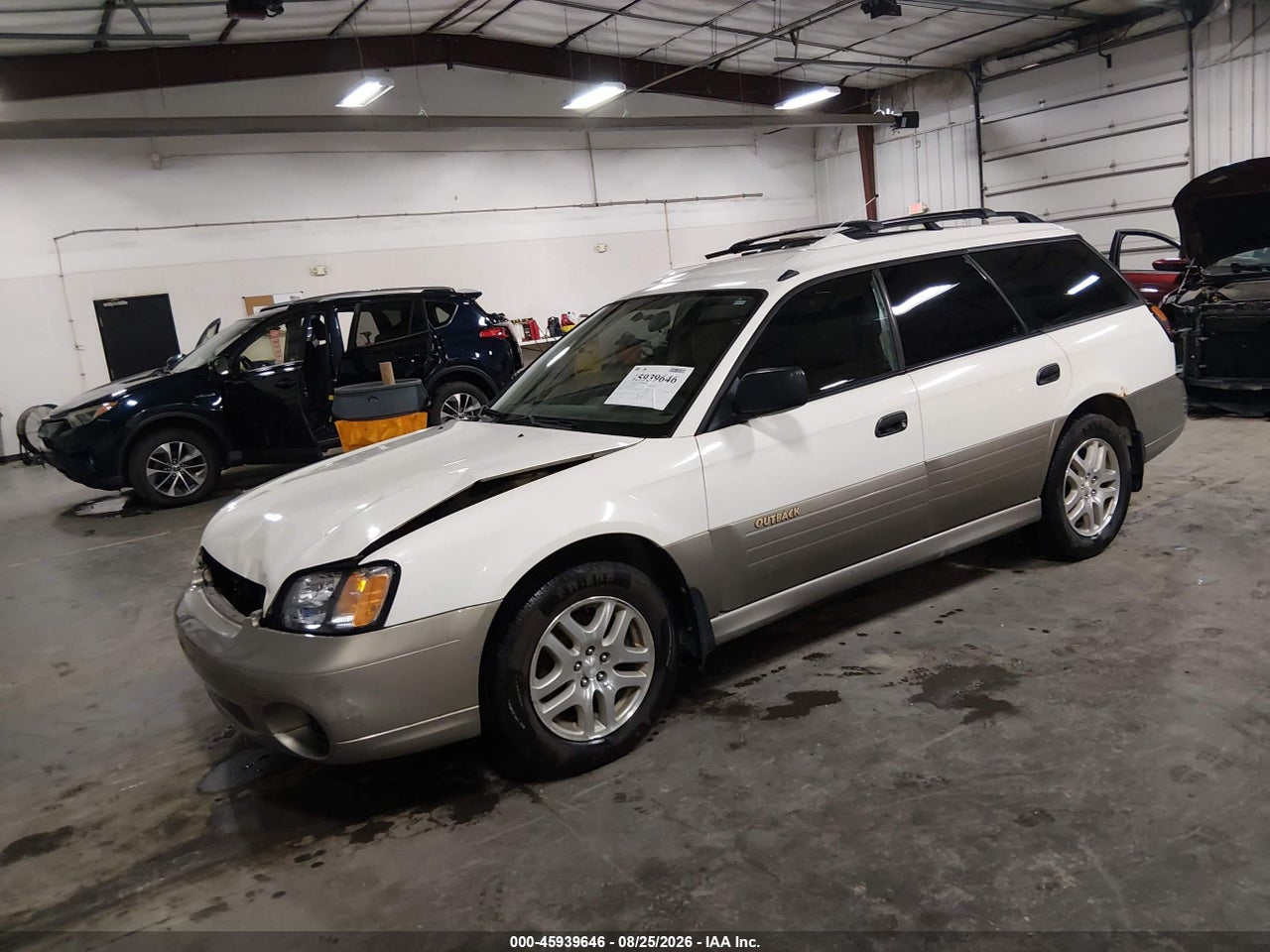 2001 SUBARU OUTBACK · 2/11