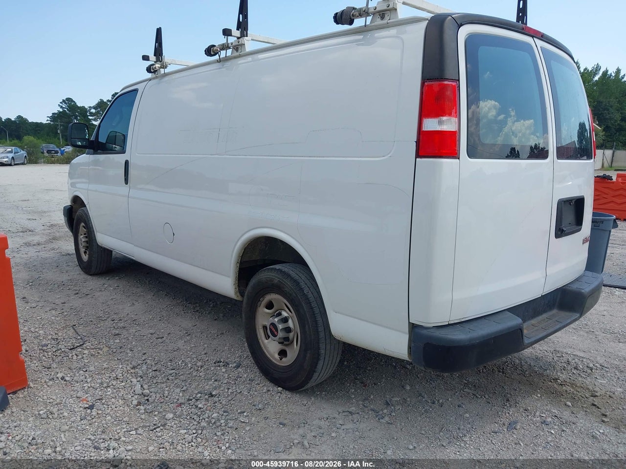 2020 GMC SAVANA CARGO RWD 2500 REGULAR WHEELBASE WORK VAN · 3/11