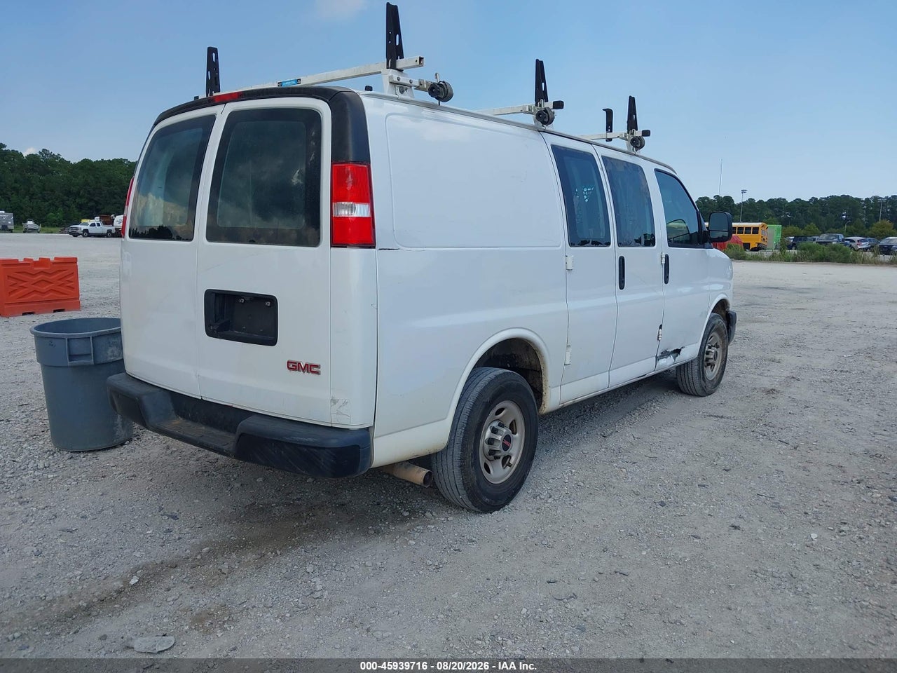 2020 GMC SAVANA CARGO RWD 2500 REGULAR WHEELBASE WORK VAN · 4/11
