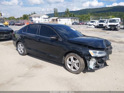 3VW3L7AJ9EM****** · 2014 VOLKSWAGEN JETTA 2.0L TDI