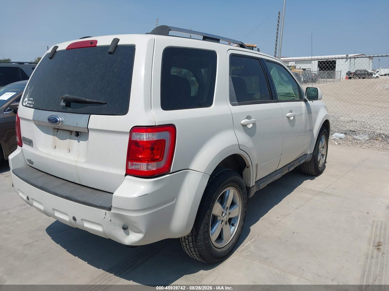 2009 FORD ESCAPE LIMITED · 4/11
