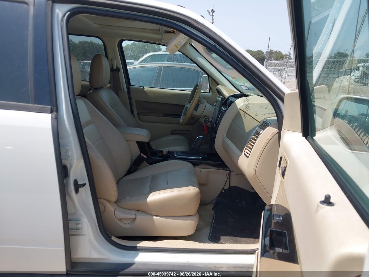 2009 FORD ESCAPE LIMITED · 5/11