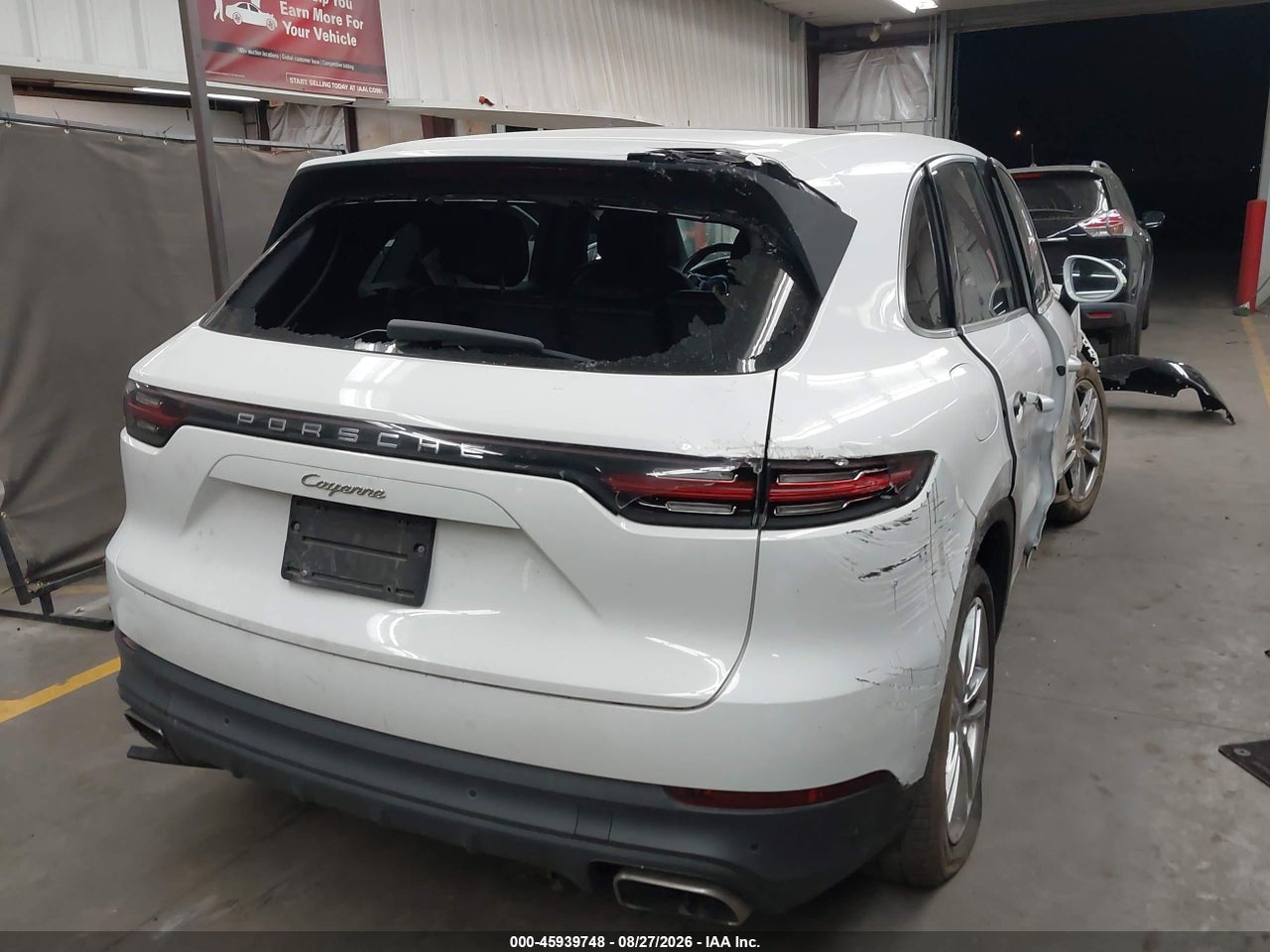 2019 PORSCHE CAYENNE   · 6/11