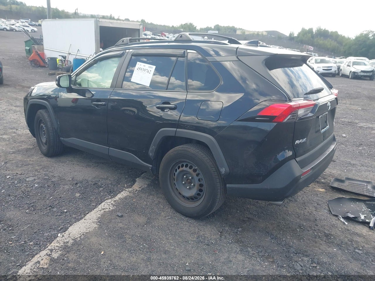 2019 TOYOTA RAV4 LE · 3/10