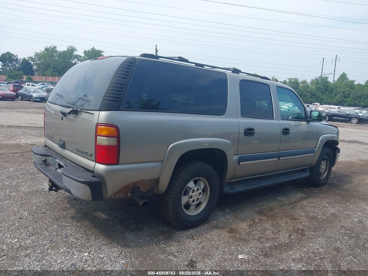 2003 CHEVROLET SUBURBAN 1500 LS · 4/11