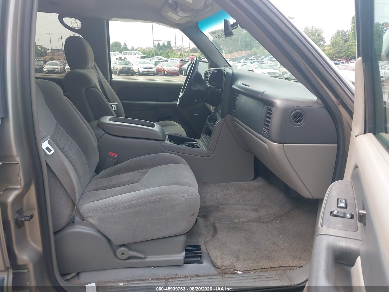 2003 CHEVROLET SUBURBAN 1500 LS · 5/11
