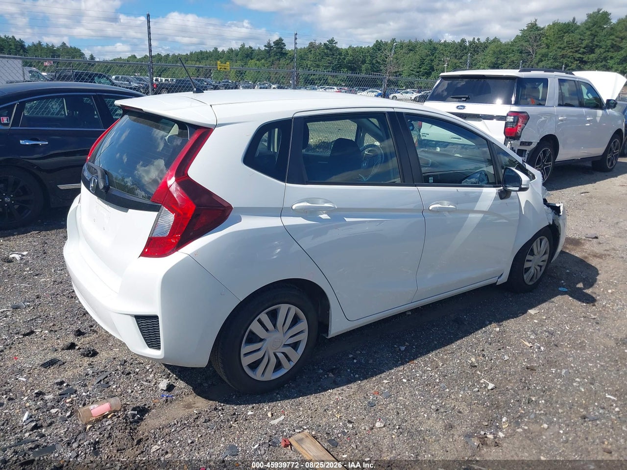 2017 HONDA FIT LX · 4/11