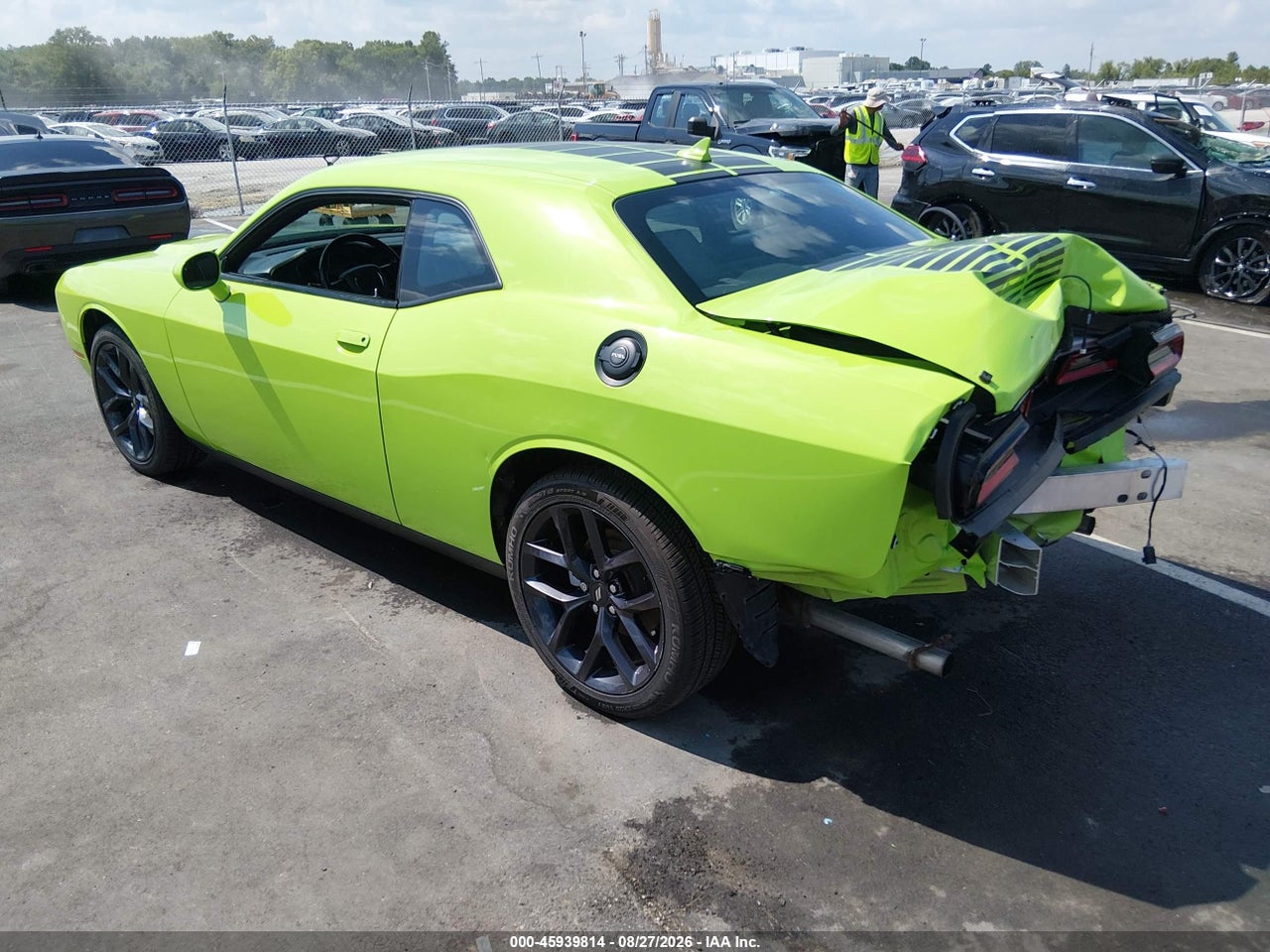 2023 DODGE CHALLENGER SXT · 3/11