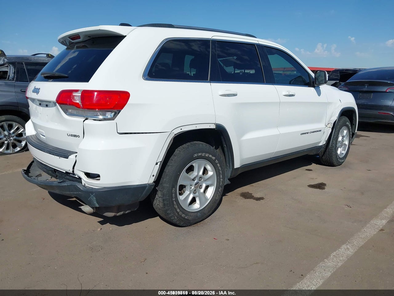 2015 JEEP GRAND CHEROKEE LAREDO · 4/11