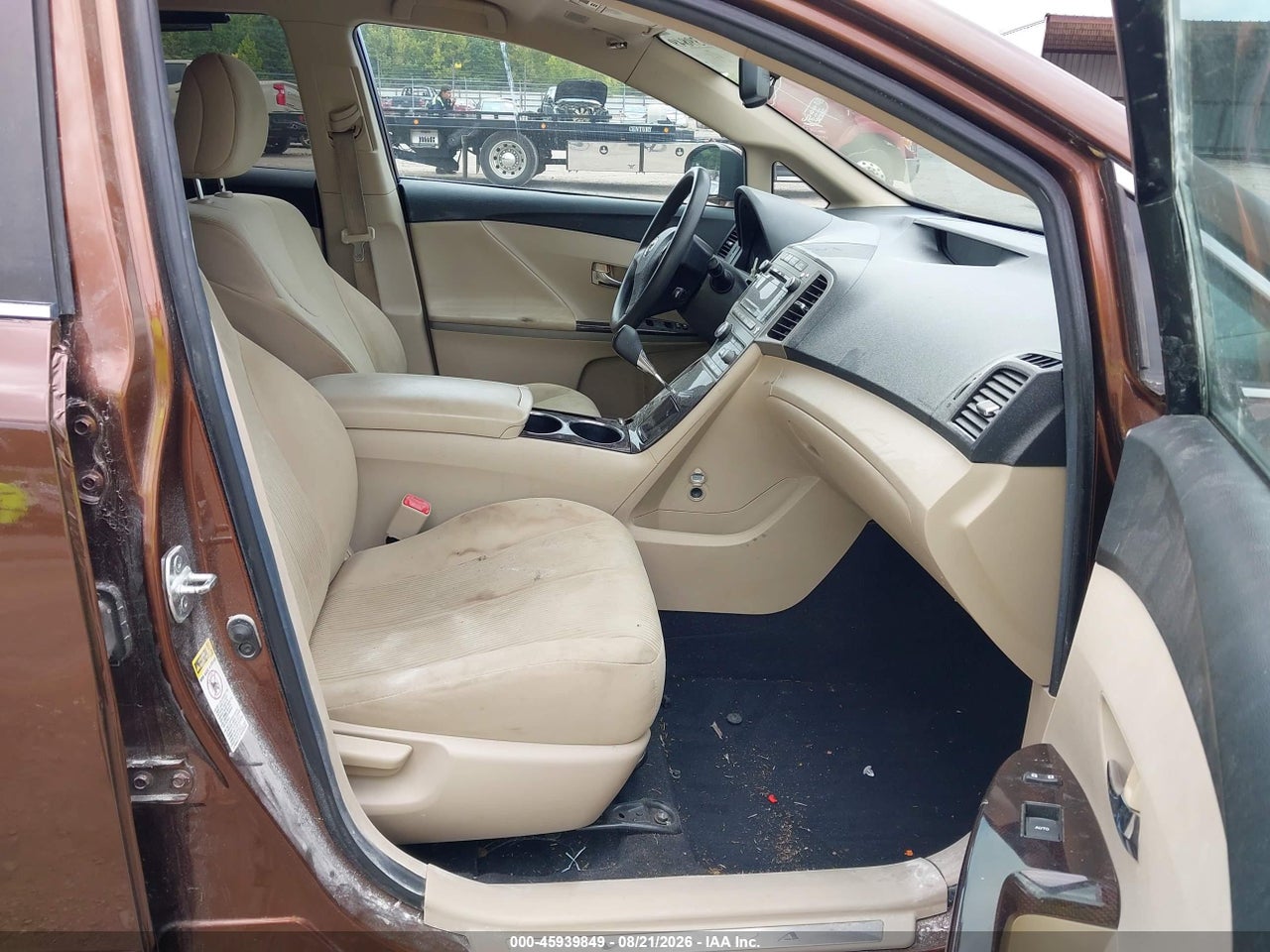 2011 TOYOTA VENZA   · 5/11