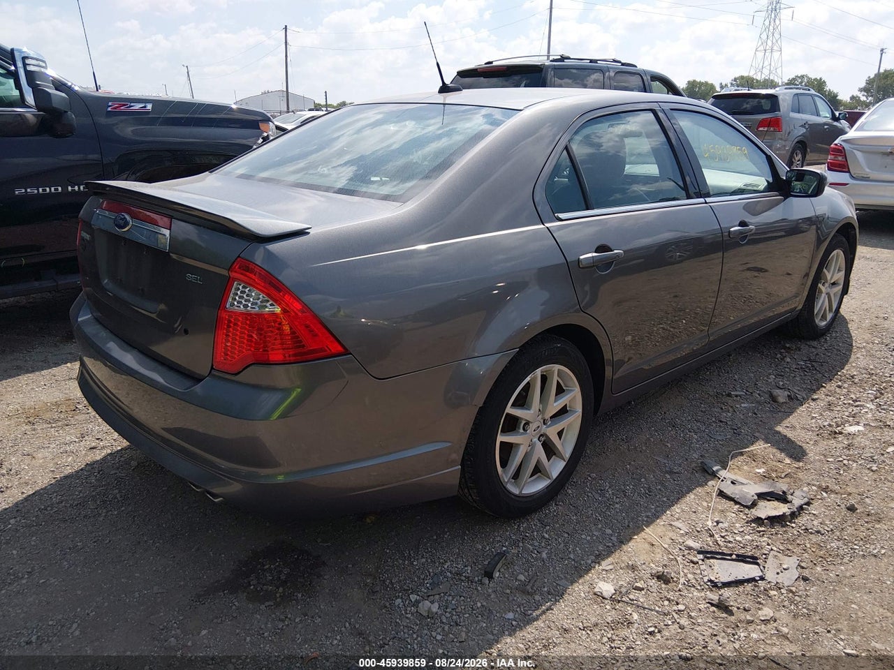 2010 FORD FUSION SEL · 4/11