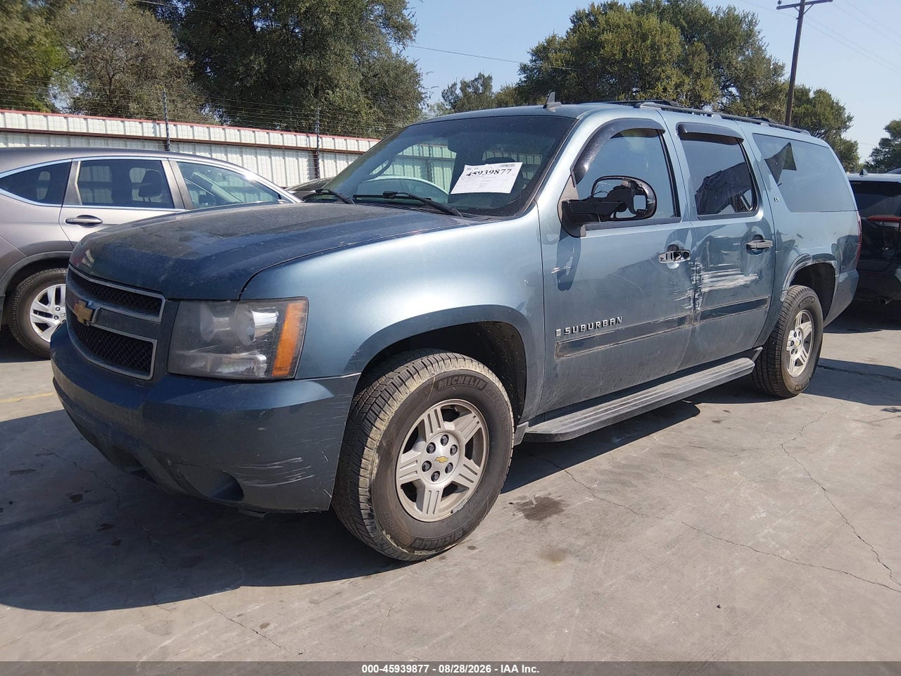 2008 CHEVROLET SUBURBAN 1500 LS · 2/11