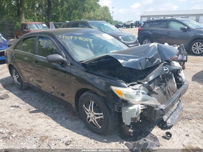 2010 TOYOTA CAMRY LE