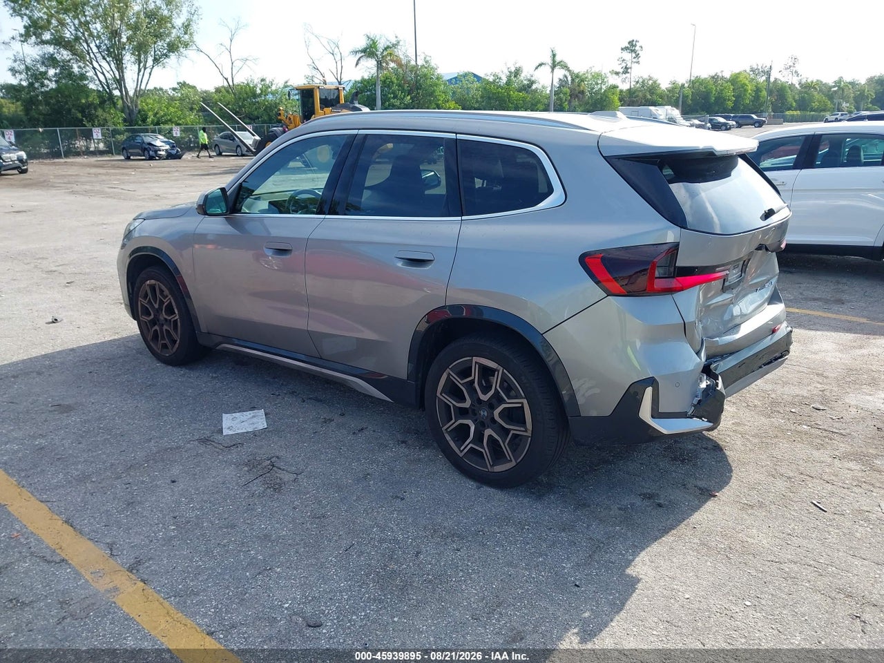 2025 BMW X1 XDRIVE28I · 3/11