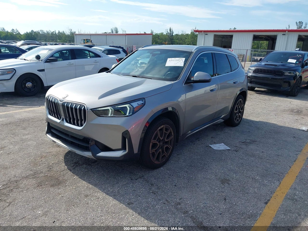 2025 BMW X1 XDRIVE28I · 2/11