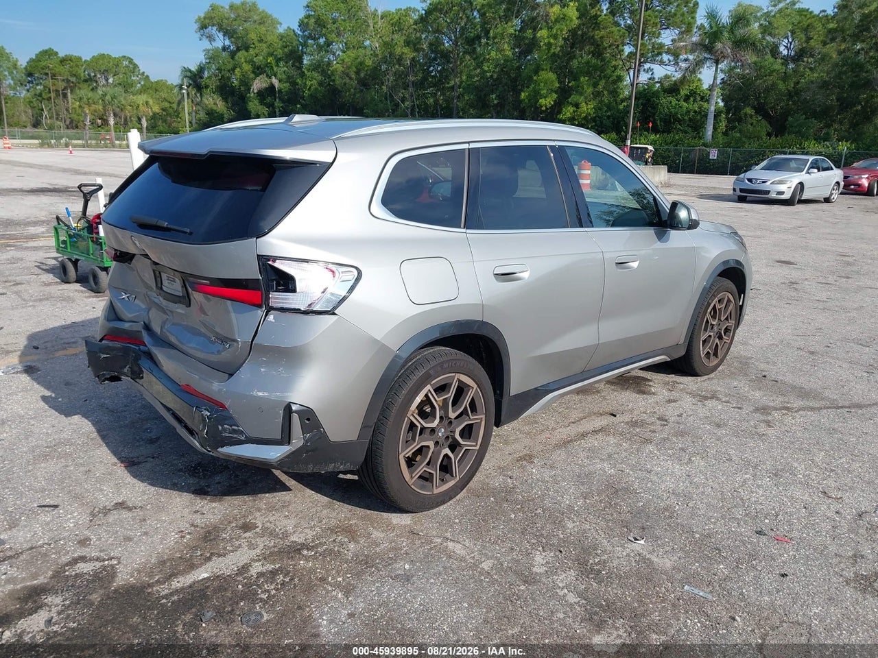 2025 BMW X1 XDRIVE28I · 4/11