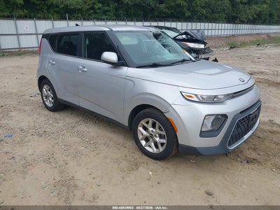 KNDJ23AU6L7****** · 2020 KIA SOUL S