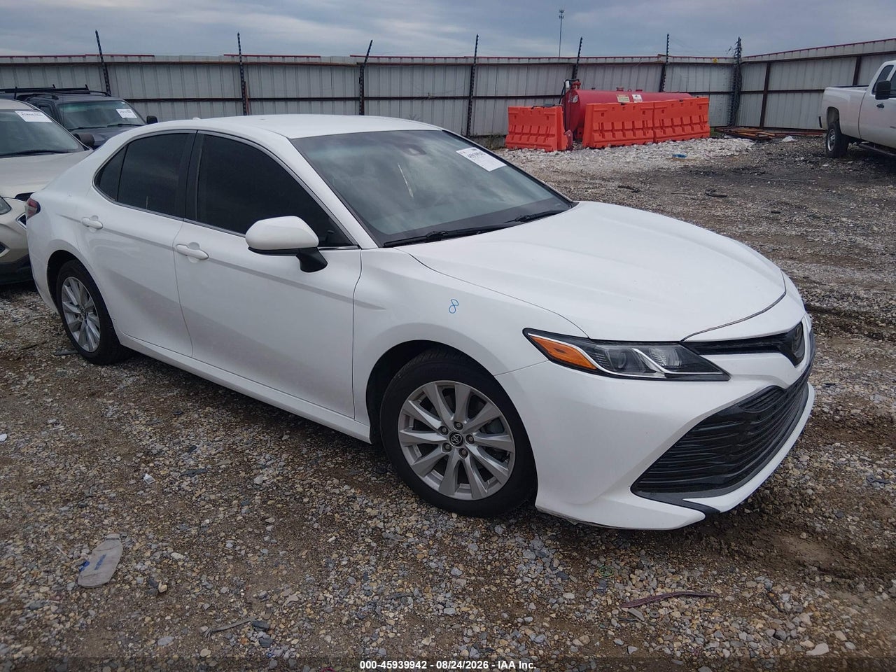 4T1C11AK3LU****** · 2020 TOYOTA CAMRY LE