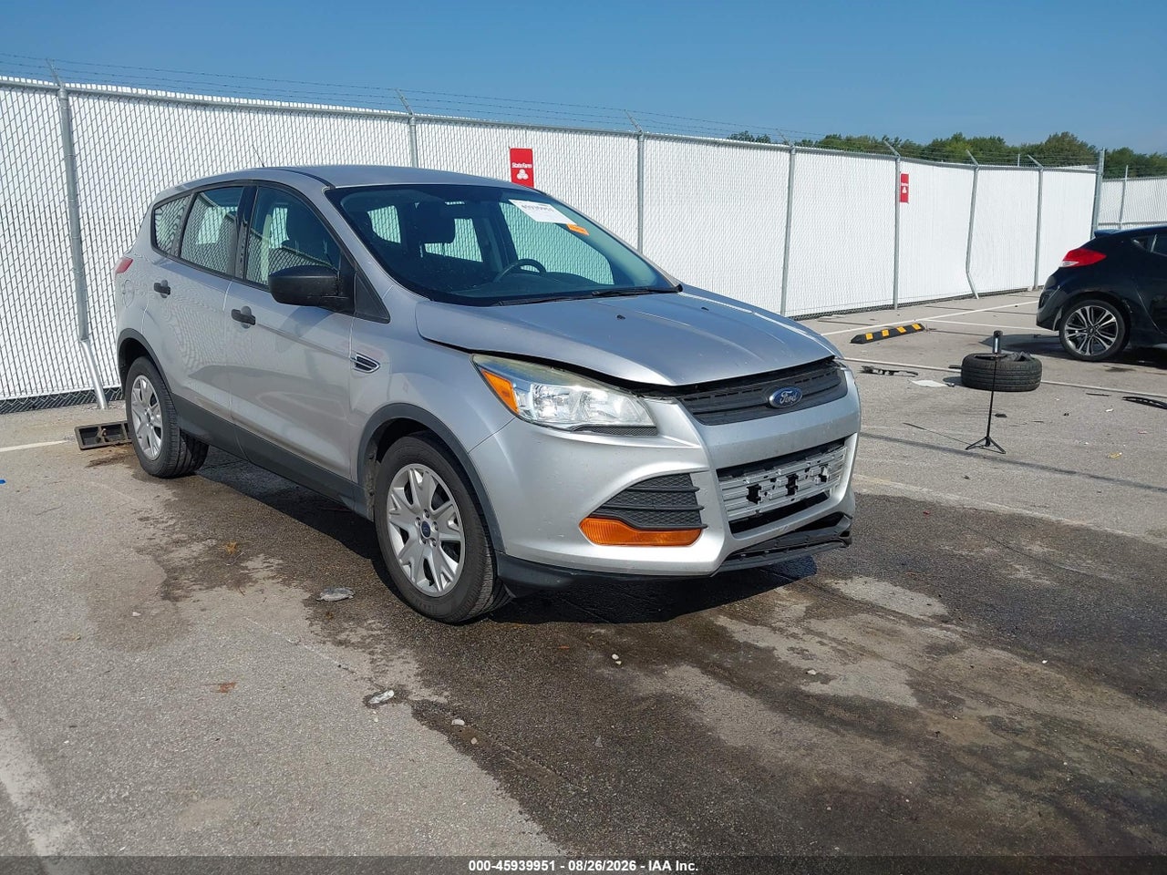 1FMCU0F73FU****** · 2015 FORD ESCAPE S