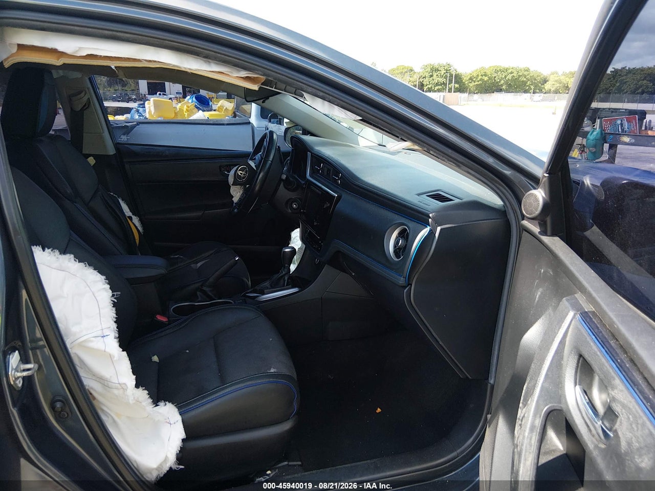 2019 TOYOTA COROLLA SE · 5/10