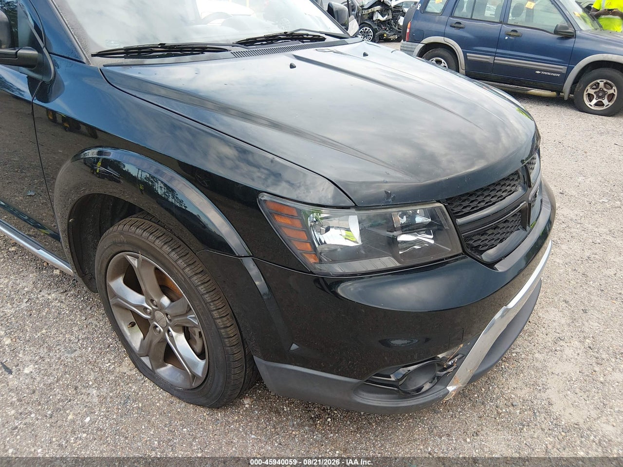 2017 DODGE JOURNEY CROSSROAD PLUS · 6/11