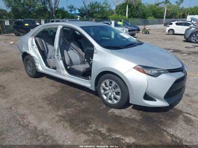 2017 TOYOTA COROLLA LE