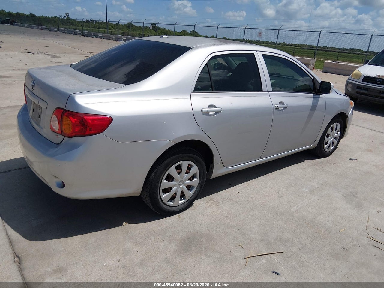 2009 TOYOTA COROLLA   · 4/11