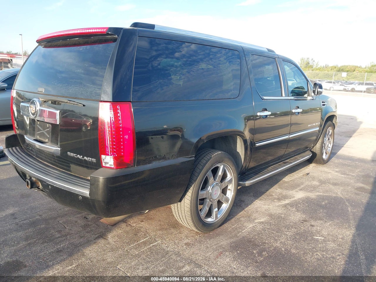 2008 CADILLAC ESCALADE ESV · 4/11
