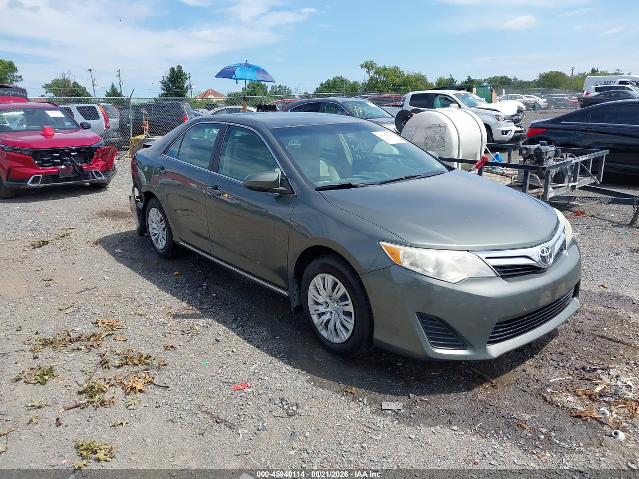 4T4BF1FK4DR****** · 2013 TOYOTA CAMRY LE