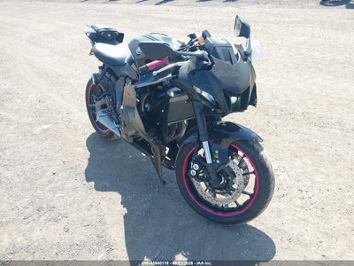 JYARM38E0SA****** · 2025 YAMAHA YZFR7