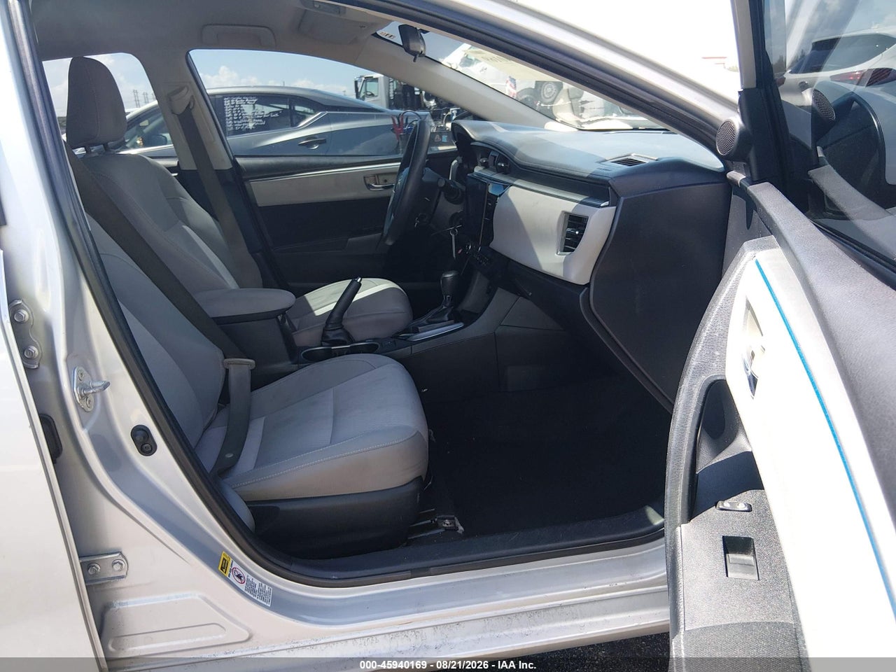 2014 TOYOTA COROLLA LE · 5/11