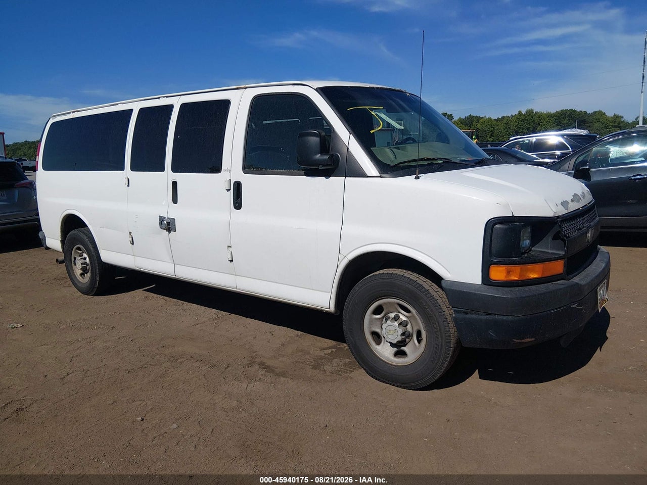 2008 CHEVROLET EXPRESS PASSENGER LS