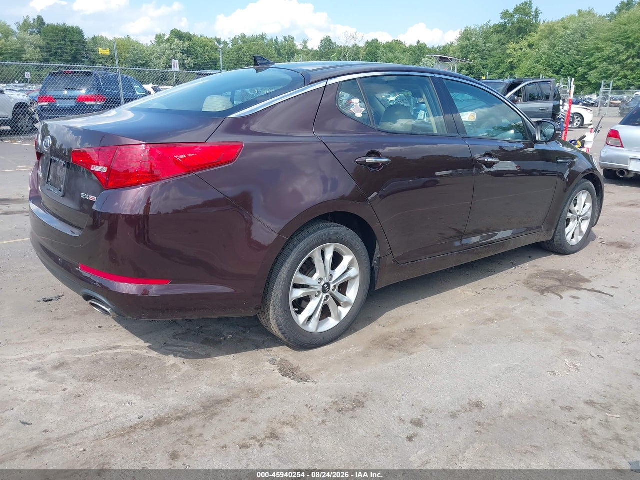 2011 KIA OPTIMA EX · 4/11