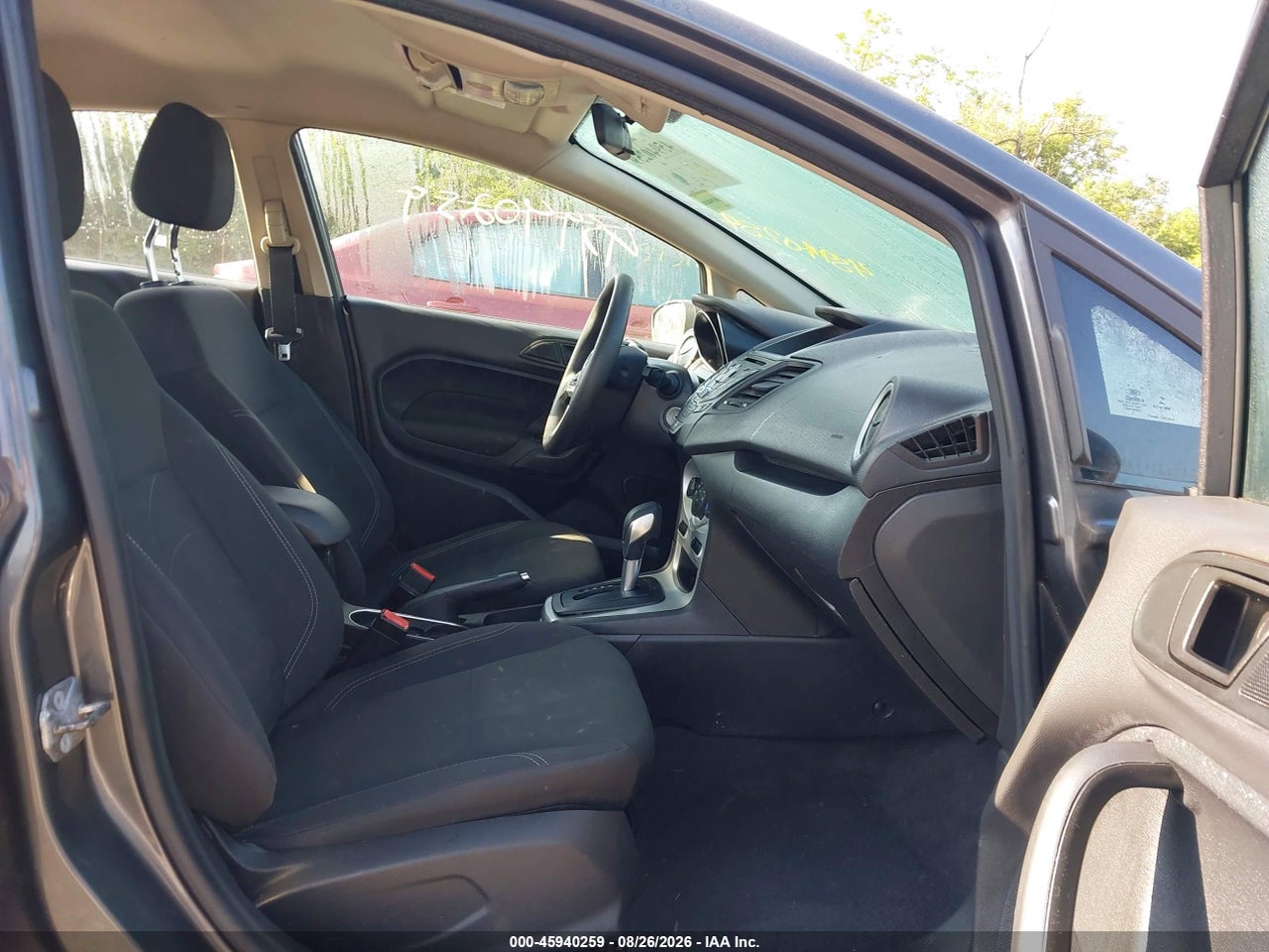 2018 FORD FIESTA SE · 5/11