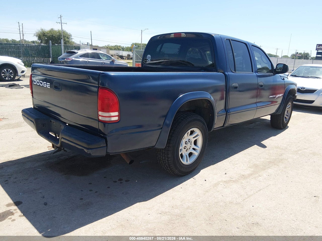 2002 DODGE DAKOTA SPORT · 4/11