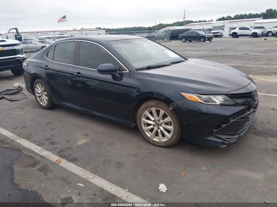 2018 TOYOTA CAMRY LE