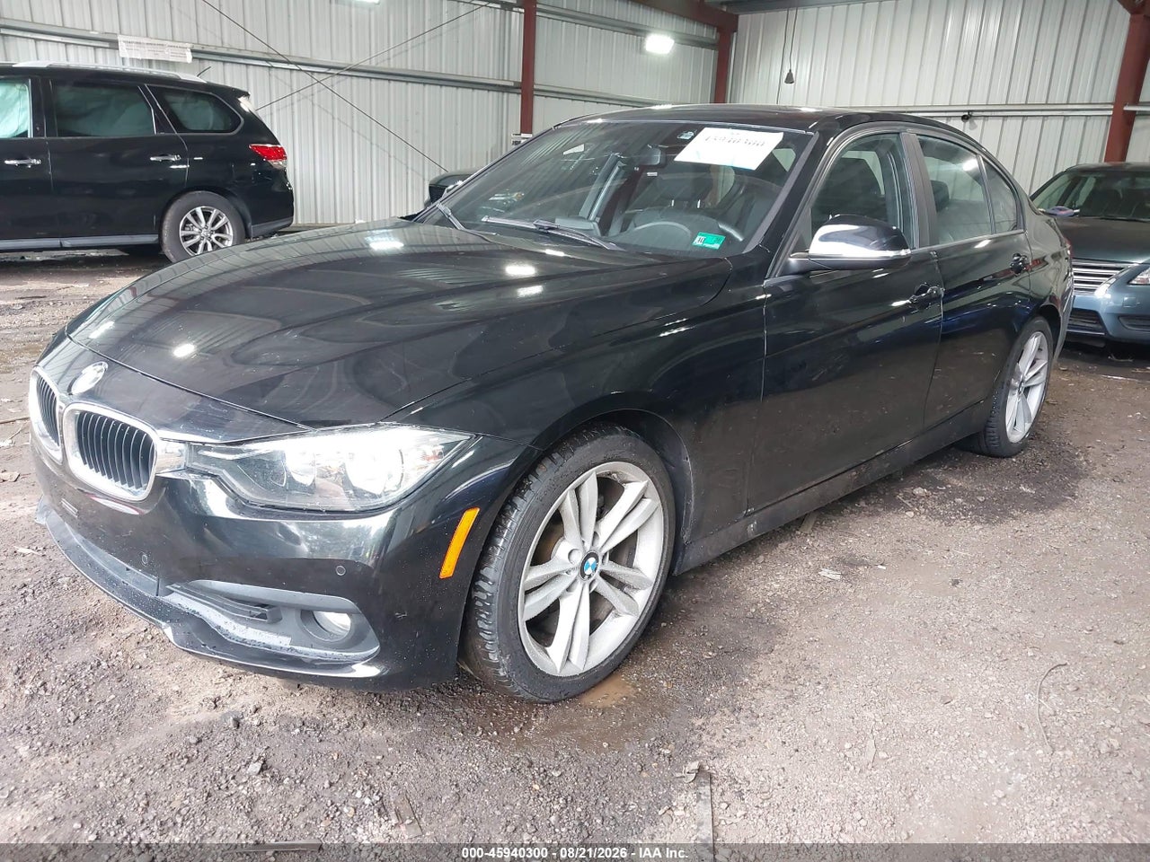 2017 BMW 320I · 2/11